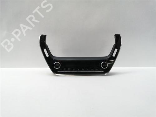 Used Climate control Climate control TOYOTA COROLLA Saloon (_E21_) 1.6 VVTi (ZRE210) (122 hp) 16568931 16568931