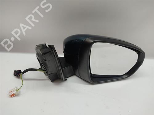 Used Right mirror Right mirror 30681279 30681279