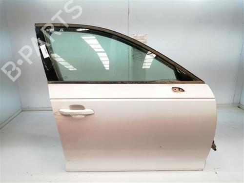 right-front-door-audi-a4-b9-8w2-8wc-2015-28118848 main image