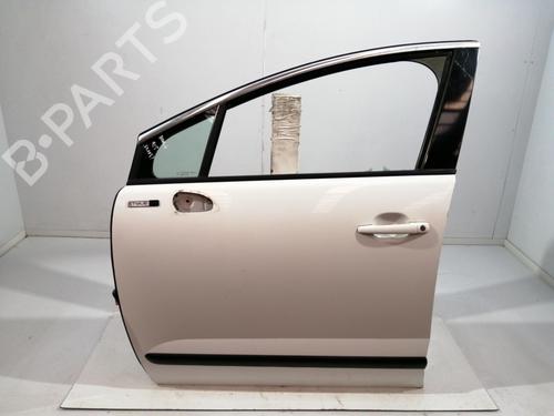 Used Left front door PEUGEOT 3008 I MPV (0U_) 1.2 (131 hp) 19139021
