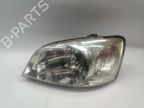 Faro izquierdo HYUNDAI GETZ (TB) 1.5 CRDi (88 hp) 13481600