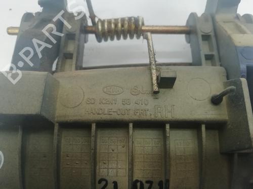 Front right exterior door handle KIA CARENS II MPV (FJ) 2.0 CRDi | BP12521009C129 