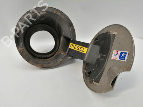Fuel flap PEUGEOT 3008 I MPV (0U_) 1.6 HDi | BP15542889C131 