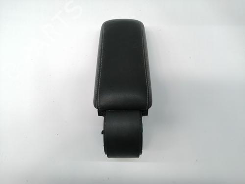 Used Armrest / Center console Armrest / Center console SKODA RAPID (NH3, NK3, NK6) 1.2 TSI (90 hp) 18915730 18915730