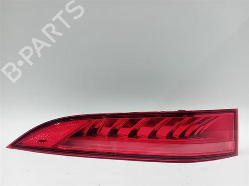 left-taillight-jaguar-f-pace-x761-2015-38929099 main image