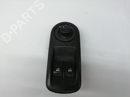 Fensterheberschalter links vorne für OPEL VIVARO A Van (X83) [2001-2015]  33052768