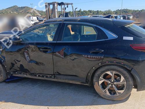 Forkjerm høyre KIA CEED (CD)  | BP31903843C42 