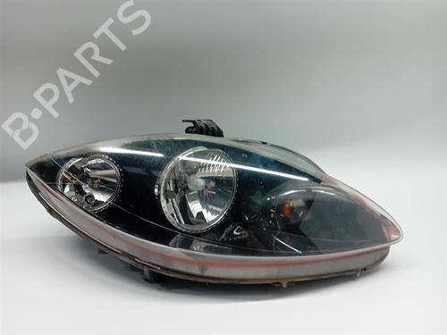 Used Right headlight Right headlight SEAT LEON (1P1) 2.0 TDI (140 hp) 39699410 39699410