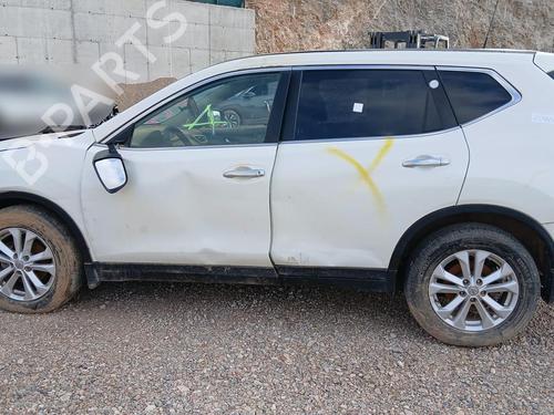 Left taillight NISSAN X-TRAIL III (T32_, T32R, T32RR) | BP31014744C34