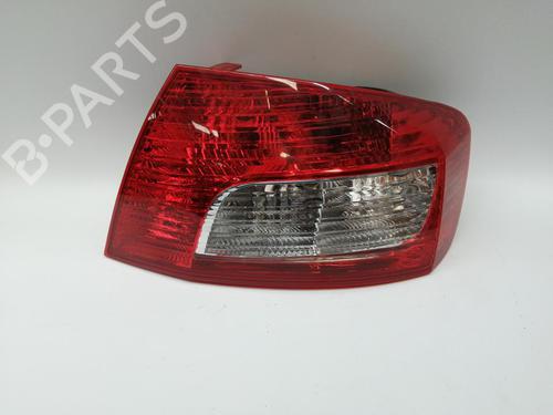 Farolim direito Farolim direito PEUGEOT 407 (6D_) 1.6 HDi 110 (6D9HZC, 6D9HYC) (109 hp) 35736913 35736913