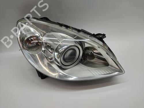 Used Right headlight MERCEDES-BENZ B-CLASS Sports Tourer (W245) B 200 TURBO (245.234) (193 hp) 29394304