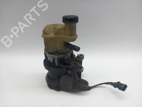 Used Steering pump RENAULT KANGOO (KC0/1_) [1997-2025]  30166687