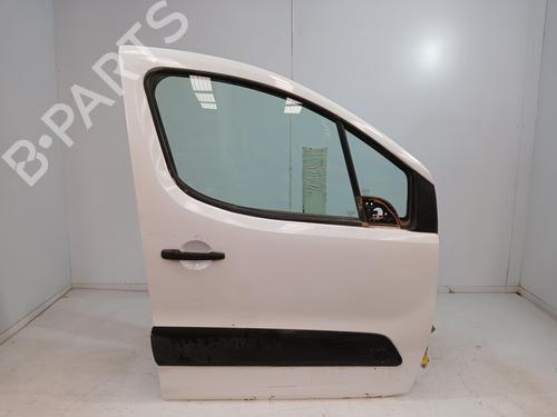 Used Right front door CITROËN BERLINGO / BERLINGO FIRST MPV (MF_, GJK_, GFK_) 1.6 HDI 75 (MF9HW, GJ9HWC, GF9HWC, GN9HWC) (75 hp) 26032997