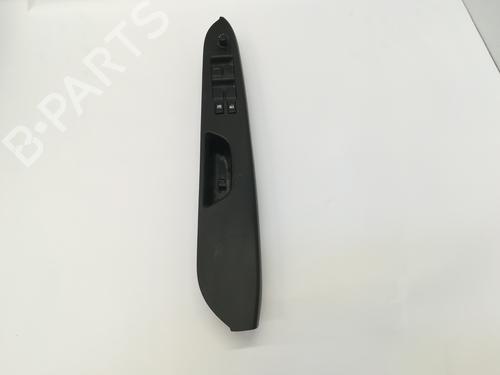 Left front window switch CHRYSLER VOYAGER / GRAND VOYAGER III (GS_, NS_) 2.4 i (151 hp)null