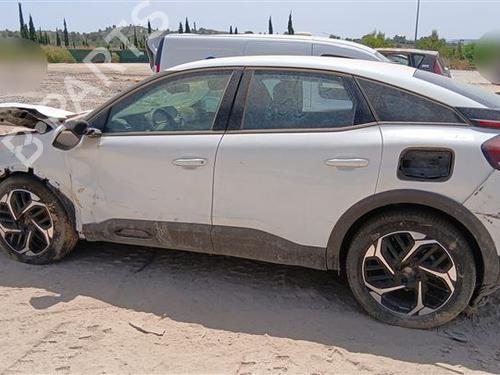 Used Parts CITROËN C4 III (BA_, BB_, BC_) 1.2 PureTech 130 (BAHNSA, BAHNSB) 4974794