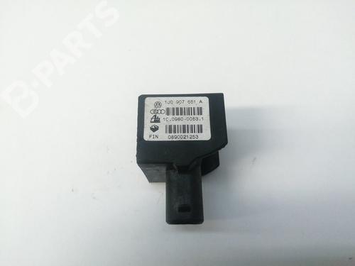Used Electronic sensor Electronic sensor VW GOLF IV (1J1) 2.8 VR6 4motion (204 hp) 10743739 10743739