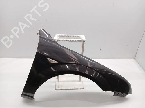 Used Right front fenders FORD MONDEO III (B5Y) 2.0 TDCi (130 hp) 29590940