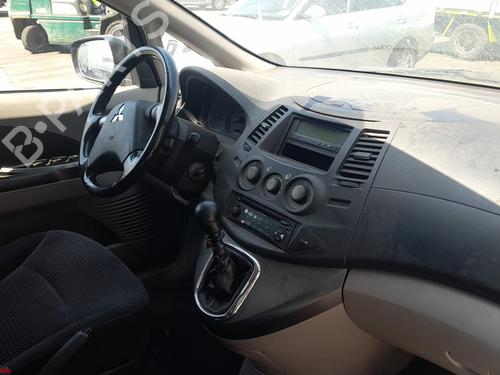 Left rear door MITSUBISHI GRANDIS (NA_W) 2.0 DI-D (NA8W) | BP13876430C4 