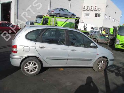 Serrure avant droite RENAULT SCÉNIC I MPV (JA0/1_, FA0_) 1.9 dTi (JA1U) | BP5453906C97 