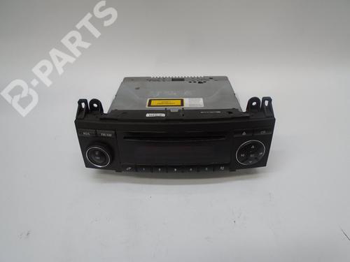 Used Radio Radio MERCEDES-BENZ B-CLASS Sports Tourer (W245) B 180 CDI (245.207) (109 hp) 8102138 8102138