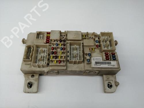Used Fuse box FORD FOCUS II (DA_, HCP, DP) [2004-2013]  32528049