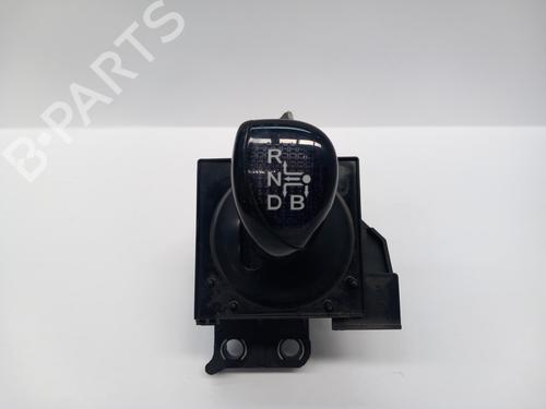 Used Gear lever TOYOTA AURIS Estate (_E18_) 1.8 Hybrid (ZWE186_, ZWE186R, ZWE186H) (136 hp) 18252794