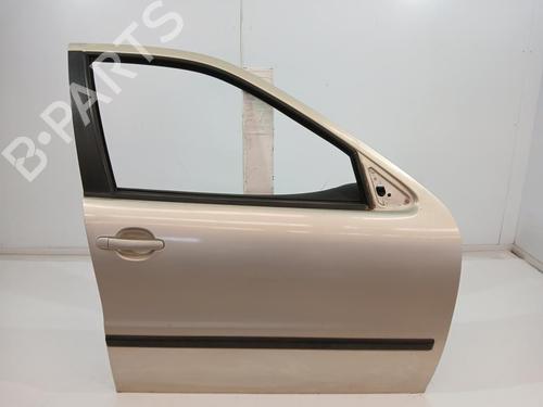 Used Right front door Right front door 37471405 37471405