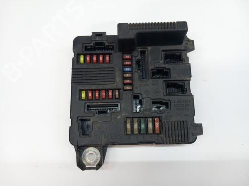 Caixa de fusíveis Caixa de fusíveis RENAULT SCÉNIC II (JM0/1_) [2003-2010] 36275942 36275942