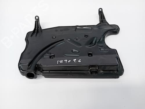 Used Air filter box BMW X1 (F48) sDrive 18 d (150 hp) 18422486