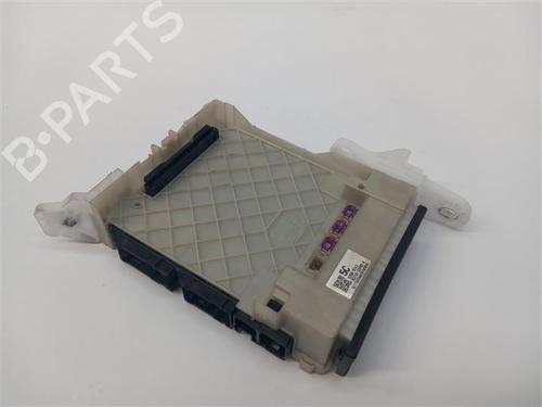 Used Electronic module Electronic module TOYOTA COROLLA Saloon (_E21_) 1.6 VVTi (ZRE210) (122 hp) 16568930 16568930