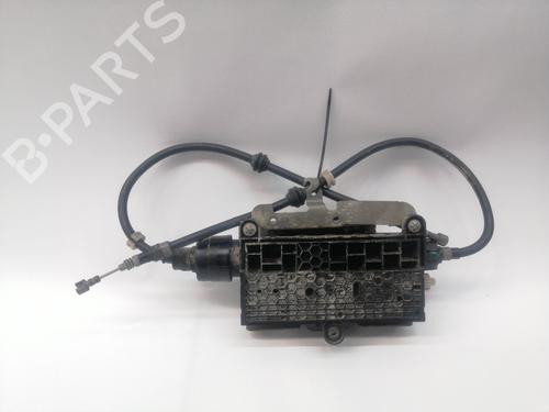 Handremsysteem MERCEDES-BENZ V-CLASS (W447) [2014-2025]  28676991