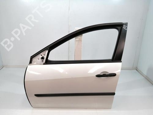Used Left front door RENAULT LAGUNA III Grandtour (KT0/1) 1.5 dCi (KT0A, KT0R, KT02) (110 hp) 29589526