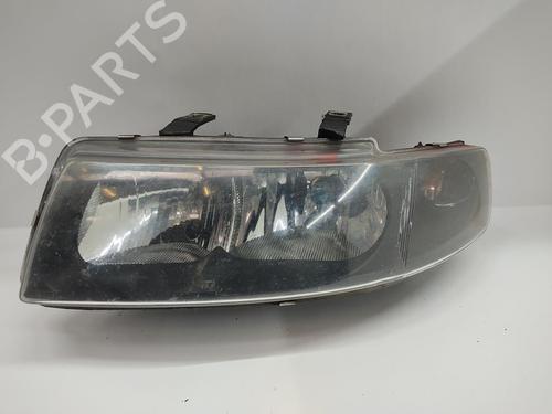 Used Left headlight SEAT LEON (1M1) [1999-2006]  31136453