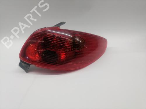 Used Right taillight PEUGEOT 206 Hatchback (2A/C) [1998-2012]  29246976