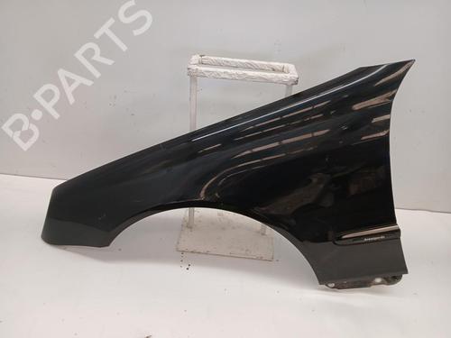 Used Left front fenders Left front fenders 37030372 37030372