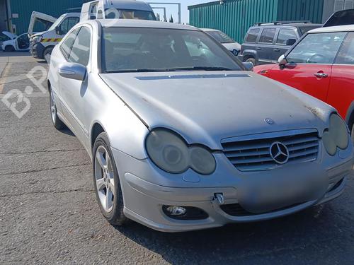Used Parts MERCEDES-BENZ C-CLASS Coupe (CL203) C 220 CDI (203.708) 4831746
