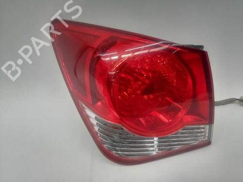 Used Left taillight CHEVROLET CRUZE (J300) [2009-2025]  28520598
