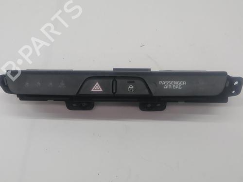 Pulsante luci di emergenza KIA RIO IV (YB, SC, FB) 1.4 CRDi 77 (78 hp) 30539891