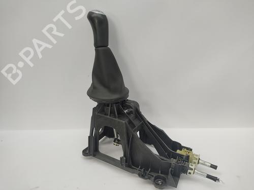 Used Gear lever SMART FORFOUR Hatchback (453) 1.0 (453.042, 453.043) (71 hp) 18309880