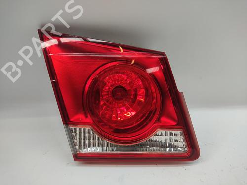 Used Left tailgate light CHEVROLET CRUZE (J300) 2.0 CDI (125 hp) 29907896