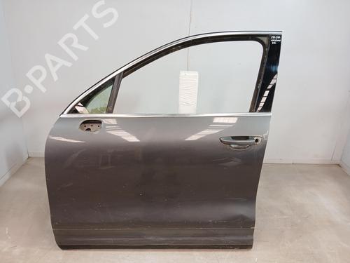 Used Left front door PORSCHE CAYENNE (92A) [2010-2025]  25027329