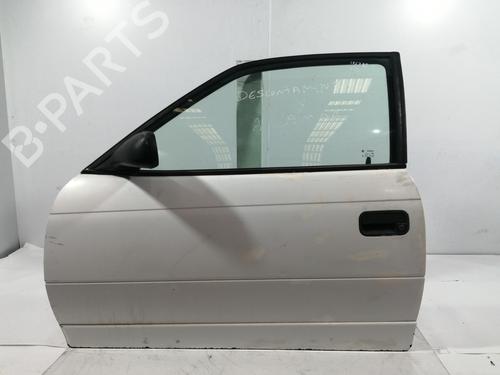 Used Left front door OPEL ASTRA F Hatchback (T92) 1.8 i 16V (F08, M08, F68, M68) (125 hp) 12521150