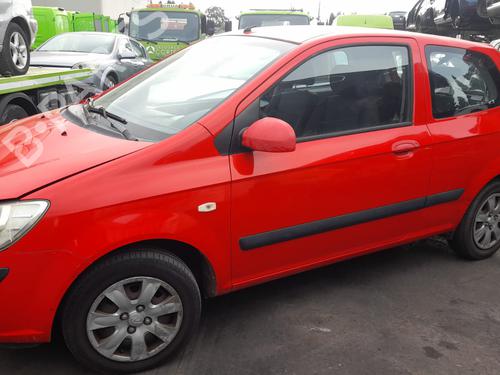 Left front door HYUNDAI GETZ (TB) 1.5 CRDi | BP27613348C2 