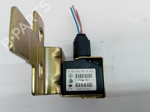 Electronic sensor MERCEDES-BENZ C-CLASS (W203) C 200 Kompressor (203.045) | BP37584482M84 - Image 2
