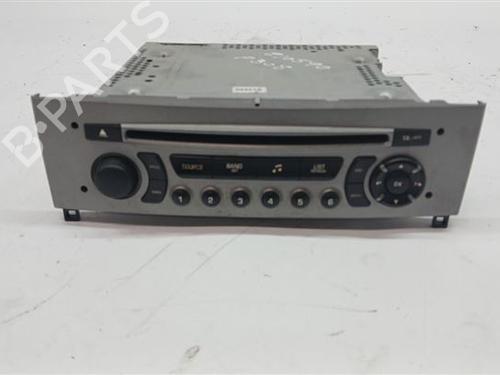 Used Radio Radio PEUGEOT 308 SW I (4E_, 4H_) 1.6 16V (120 hp) 37247226 37247226