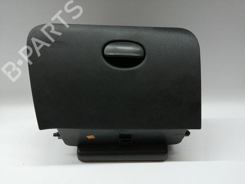 Used Glove box Glove box 37032294 37032294