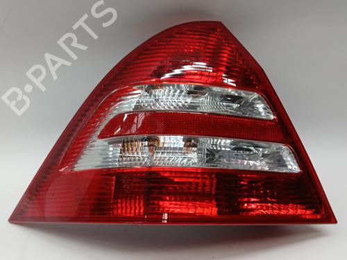 Used Left taillight Left taillight MERCEDES-BENZ C-CLASS (W203) C 180 Kompressor (203.046) (143 hp) 36322309 36322309