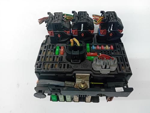 Used Fuse box Fuse box 37476912 37476912