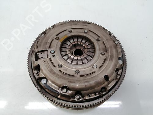 Used Flywheel MERCEDES-BENZ GLA-CLASS (X156) GLA 200 CDI / d (156.908) (136 hp) 14028625