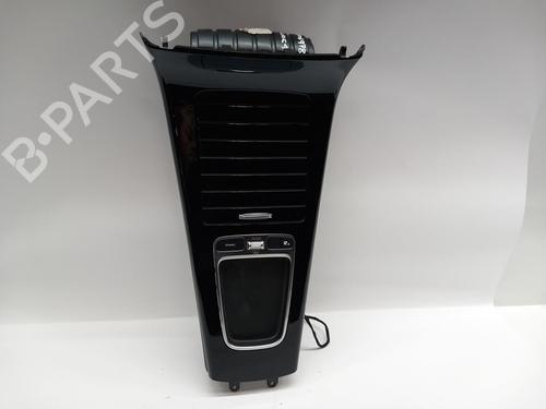 Used Middle console Middle console MERCEDES-BENZ A-CLASS (W177) A 180 d (177.003) (116 hp) 33620303 33620303
